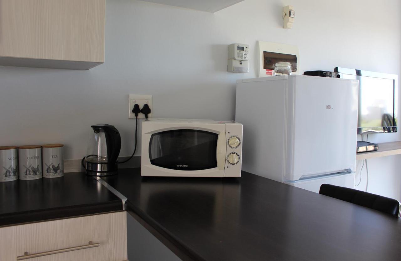 Abigail'S Studio Apartment @ Trift Tower 温特和克 外观 照片